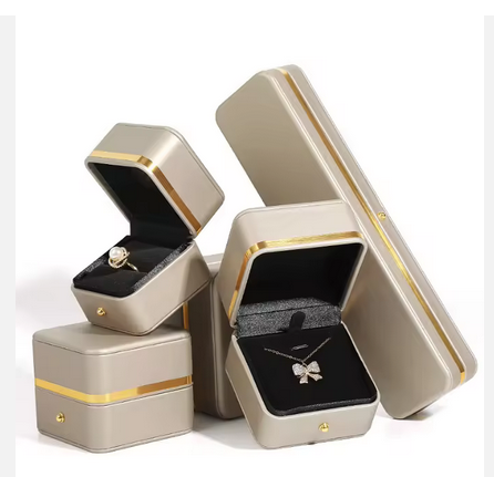 Gold Rim Custom Logo Jewelry Gift Box