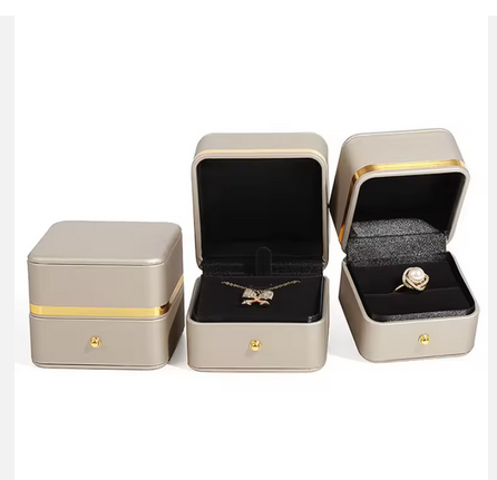 Gold Rim Custom Logo Jewelry Gift Box